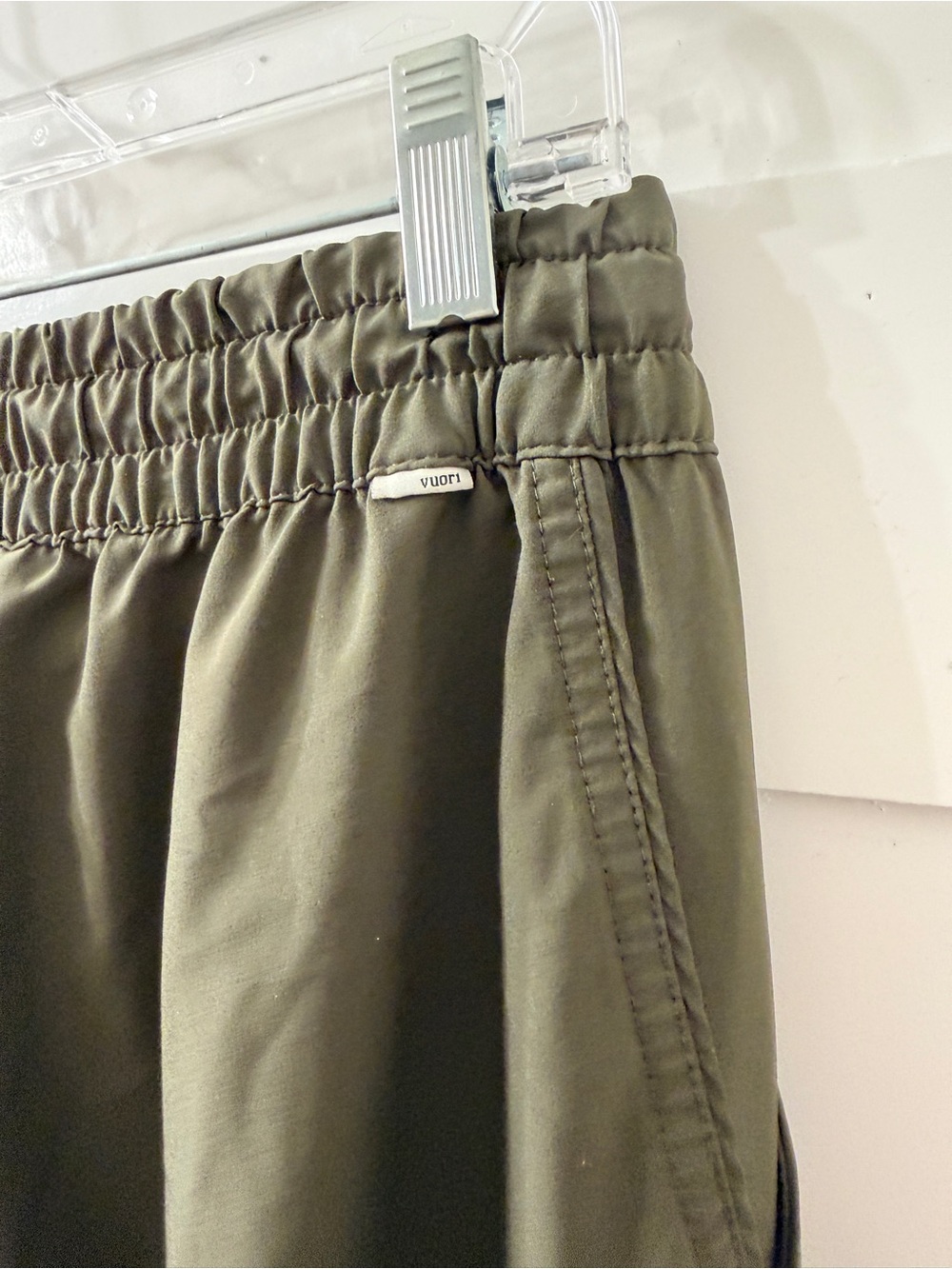 Vuori Olive Green Performance Joggers with Drawstring - Picture 7 of 7